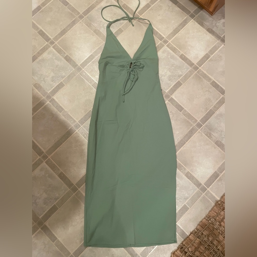 Abercrombie & Fitch keyhole halter midi dress with leg slit